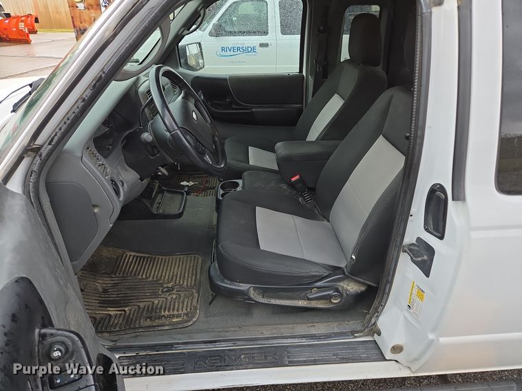 image for item EQ3634 2010 Ford  Ranger  SuperCab pickup truck