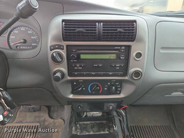 image for item EQ3634 2010 Ford  Ranger  SuperCab pickup truck