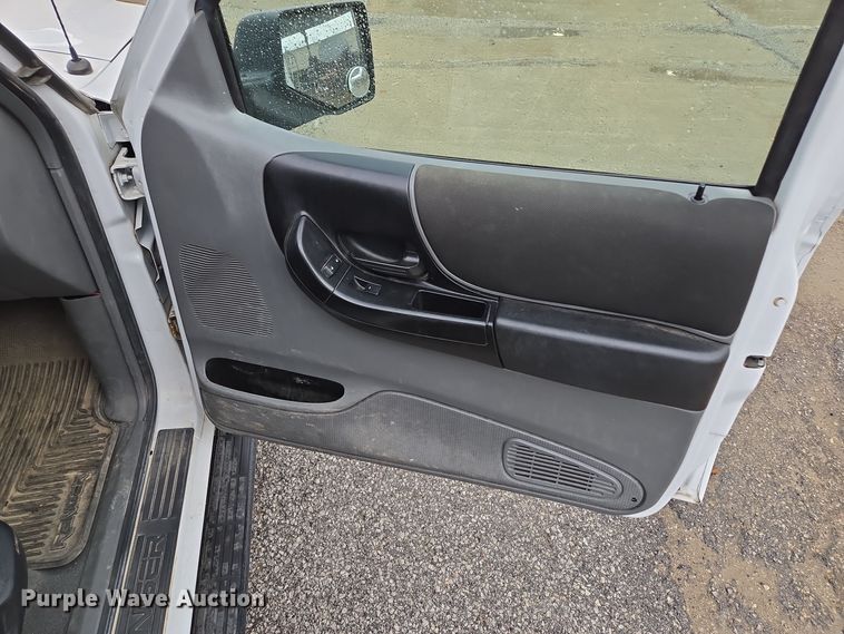 image for item EQ3634 2010 Ford  Ranger  SuperCab pickup truck