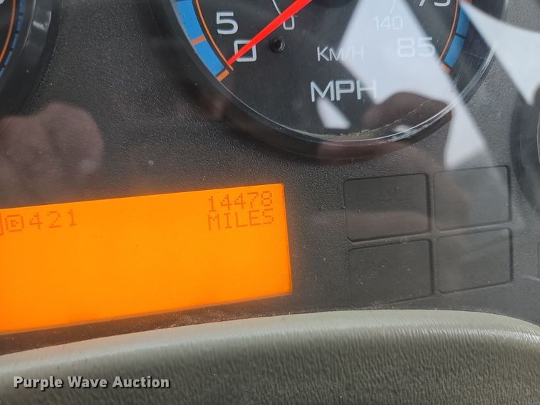 image for item EQ3635 2011 International  4300 street sweeper truck