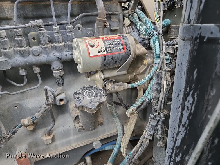 image for item EQ3635 2011 International  4300 street sweeper truck