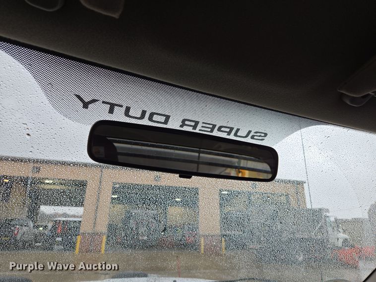 image for item EQ3636 2010 Ford  F550 Super Duty XL flatbed truck