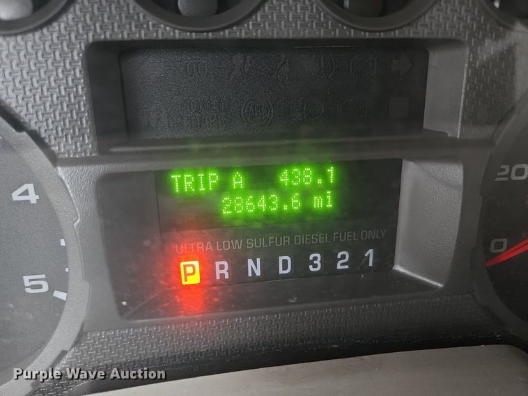 image for item EQ3636 2010 Ford  F550 Super Duty XL flatbed truck