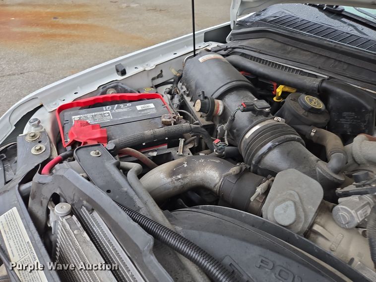 image for item EQ3636 2010 Ford  F550 Super Duty XL flatbed truck