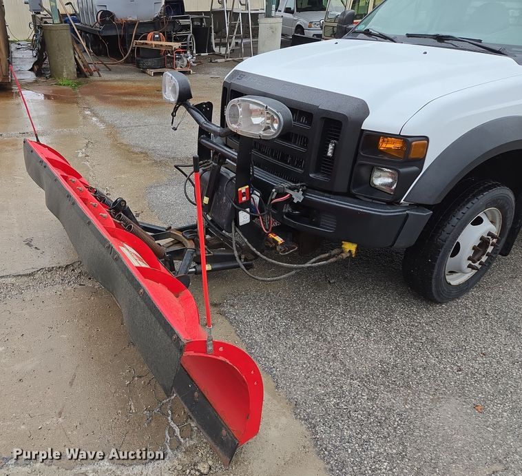 image for item EQ3636 2010 Ford  F550 Super Duty XL flatbed truck