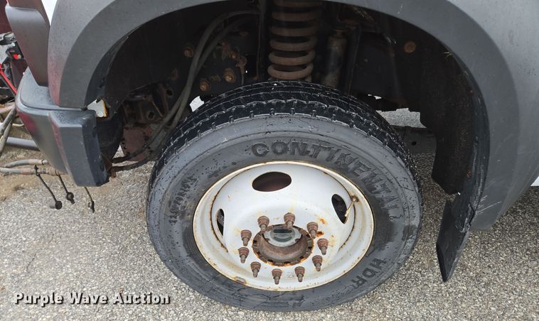 image for item EQ3636 2010 Ford  F550 Super Duty XL flatbed truck