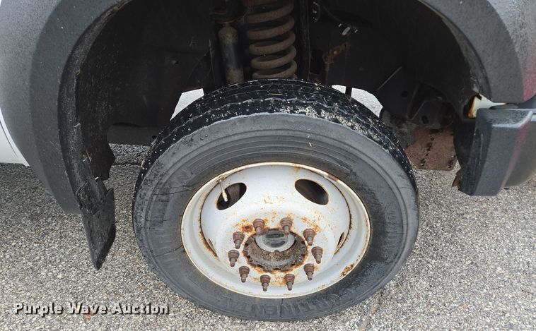 image for item EQ3636 2010 Ford  F550 Super Duty XL flatbed truck