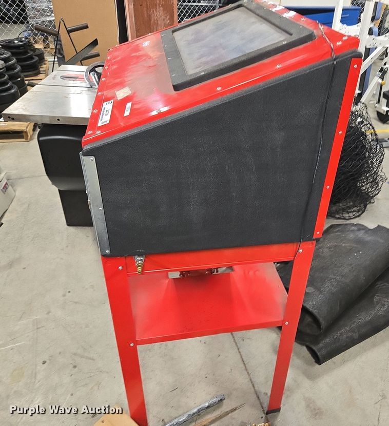 image for item EQ3709 Central Pneumatic  sand blaster