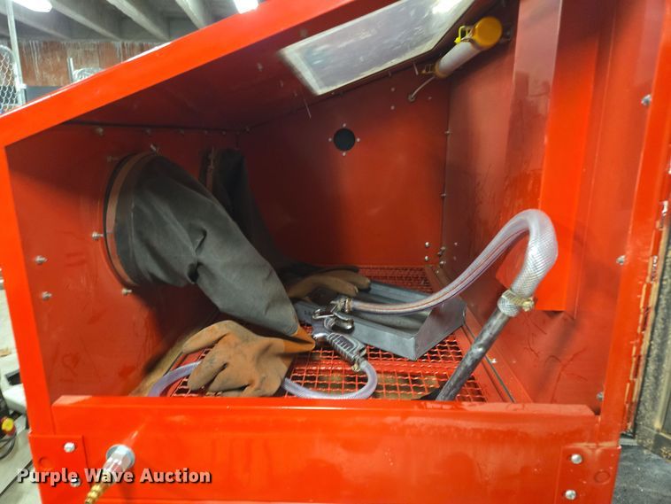 image for item EQ3709 Central Pneumatic  sand blaster