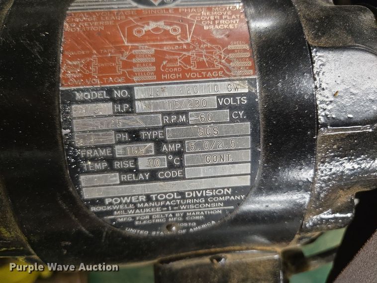 image for item EQ3711 Delta Milwaukee  belt sander 