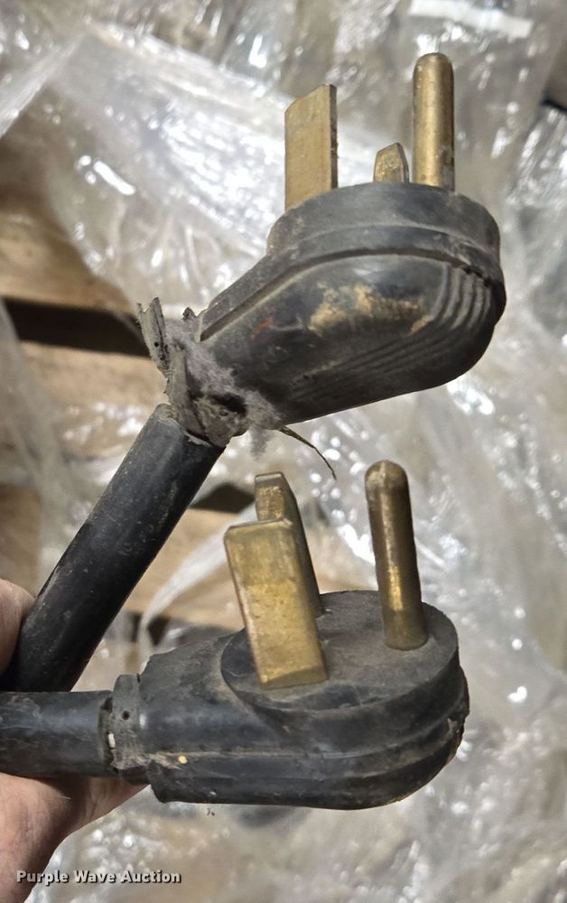 image for item EQ3712 (2) Lincoln AC 225 AMP welders