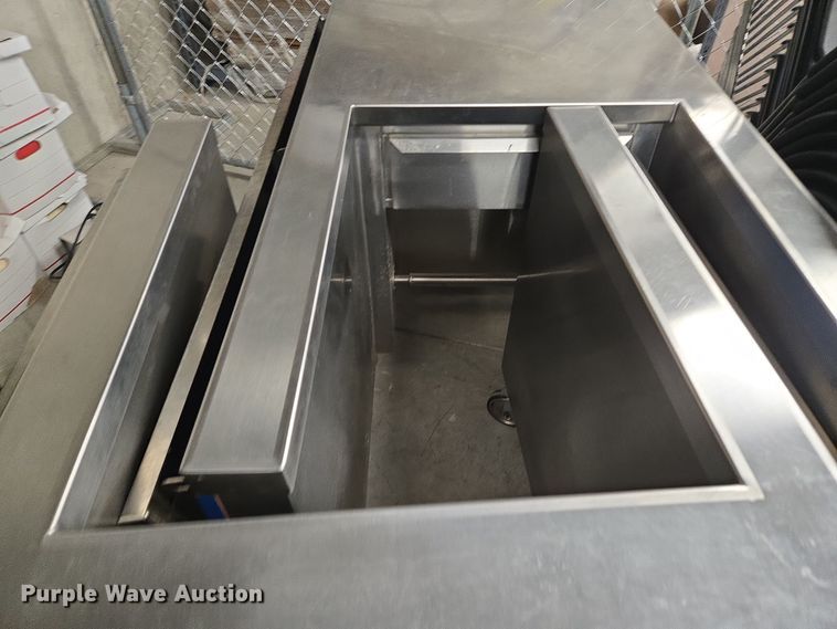 image for item EQ3715 (3) food preparation tables