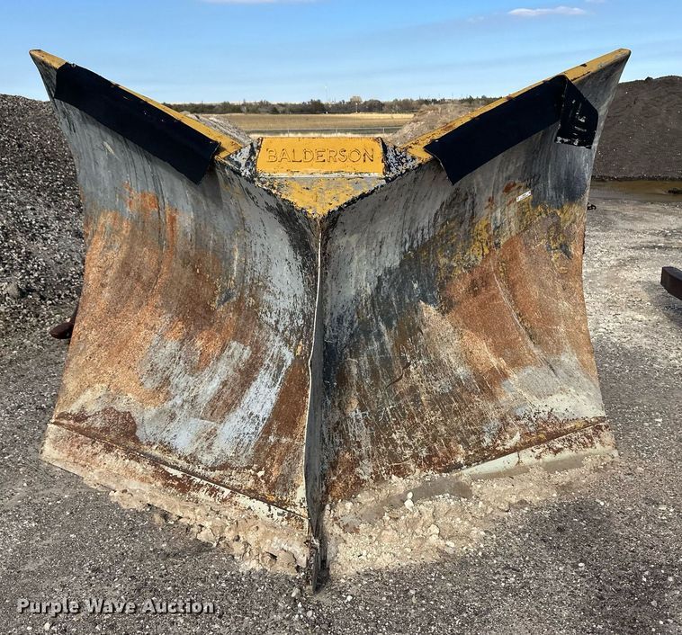 image for item ER8256 Balderson BV11 v-plow
