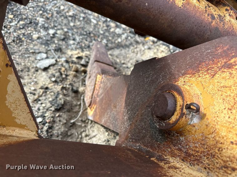 image for item ER8260 Rear ripper