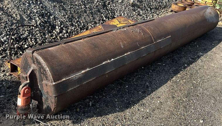 image for item ER8263 (2) pile drivers