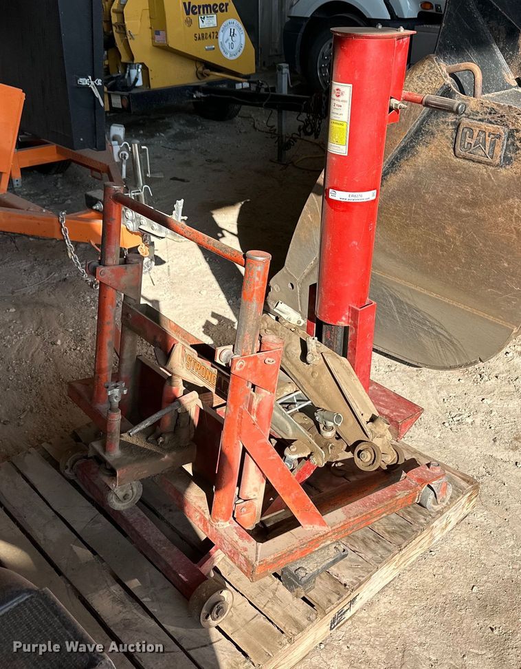 image for item ER8270 (4) jacks