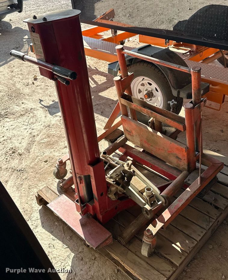 image for item ER8270 (4) jacks