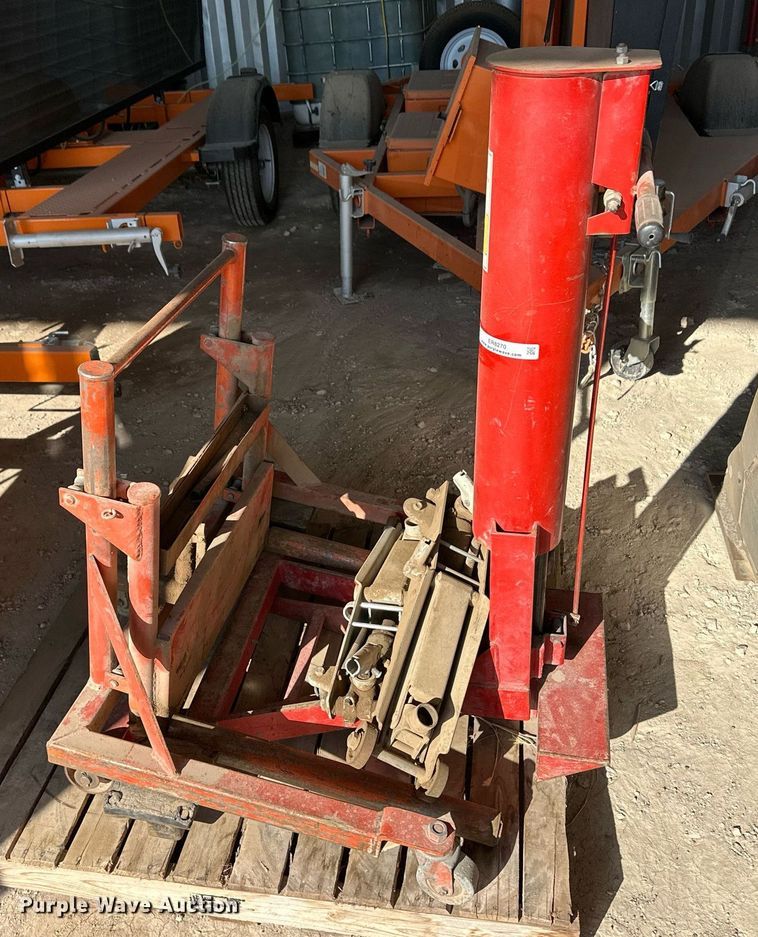 image for item ER8270 (4) jacks