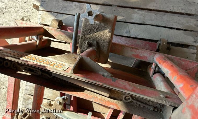 image for item ER8270 (4) jacks