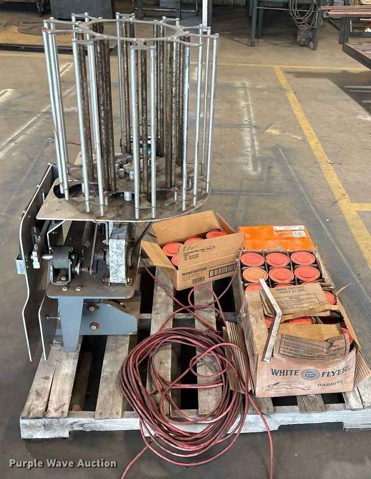 image for item JT9634 Atlas clay pigeon thrower 