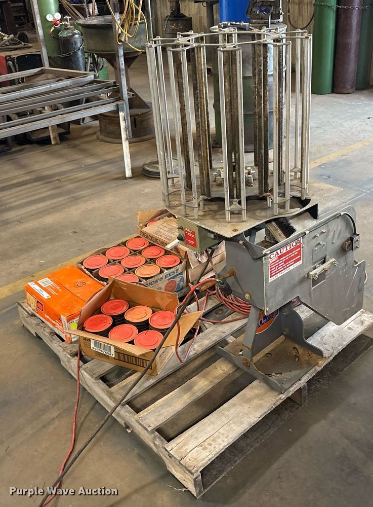 image for item JT9634 Atlas clay pigeon thrower 