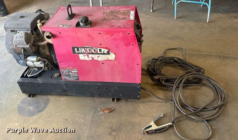 image for item JT9636 Lincoln Electric welder/generator