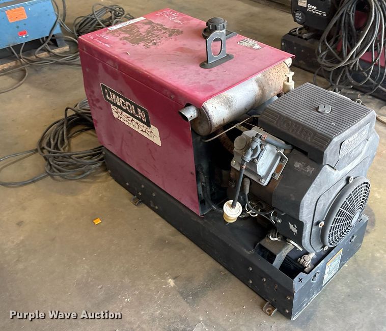 image for item JT9636 Lincoln Electric welder/generator