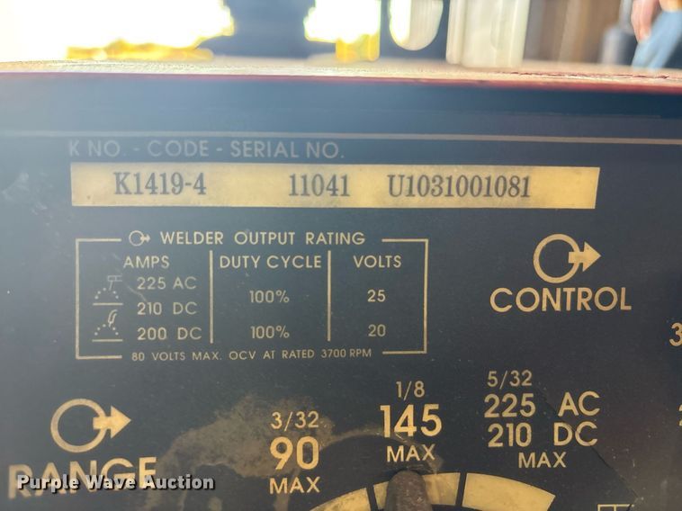 image for item JT9636 Lincoln Electric welder/generator