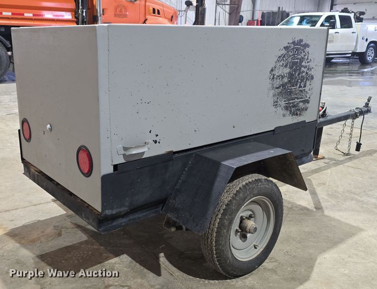 image for item LW9979 Lincoln Electric Ranger 9 welder