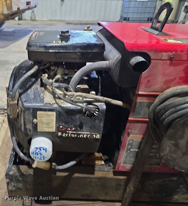 image for item LW9979 Lincoln Electric Ranger 9 welder