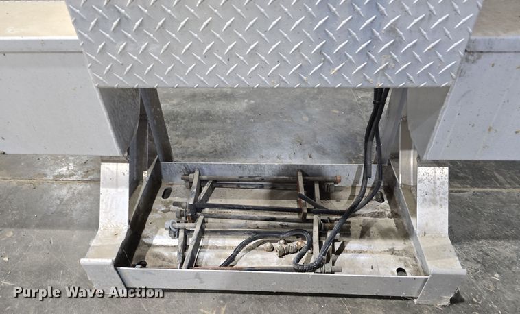 image for item LW9981 Sturdy-Lite  headache rack