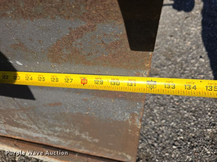 image for item LW9983 1999 International 4900 dump truck