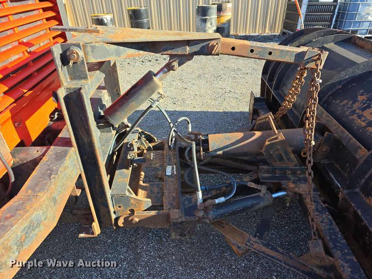 image for item LW9983 1999 International 4900 dump truck