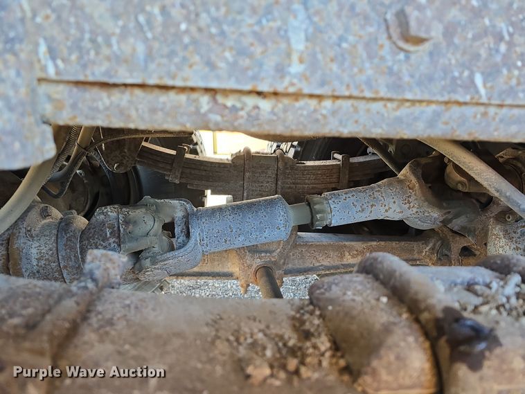 image for item LW9983 1999 International 4900 dump truck