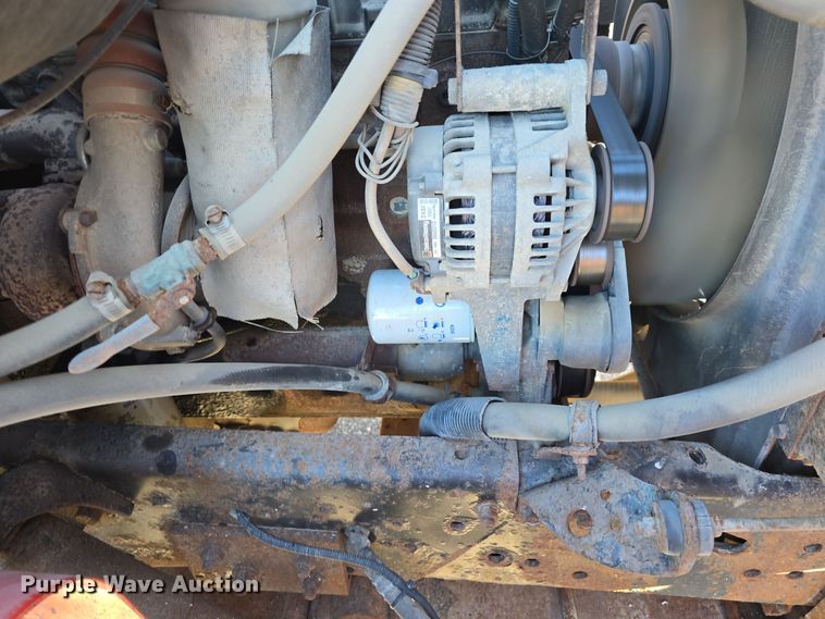 image for item LW9983 1999 International 4900 dump truck