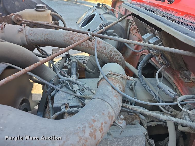 image for item LW9983 1999 International 4900 dump truck