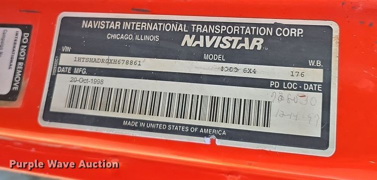 image for item LW9983 1999 International 4900 dump truck