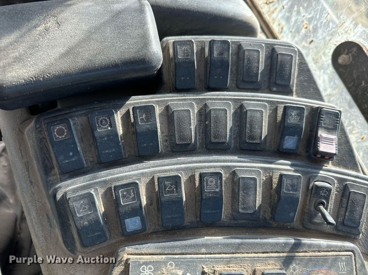 image for item MS9977 2008 Case 721E wheel loader