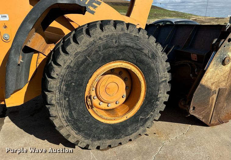 image for item MS9977 2008 Case 721E wheel loader