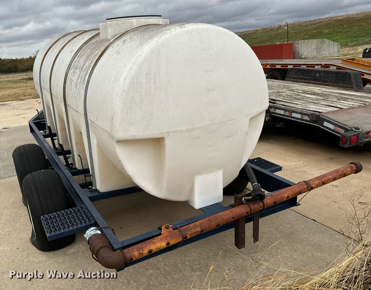 image for item MT9000 Schaben P-265-1010 nurse tank trailer