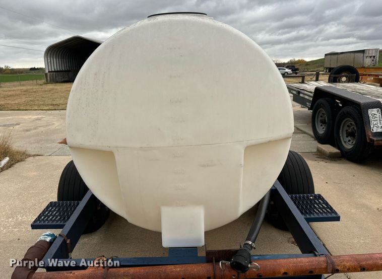 image for item MT9000 Schaben P-265-1010 nurse tank trailer