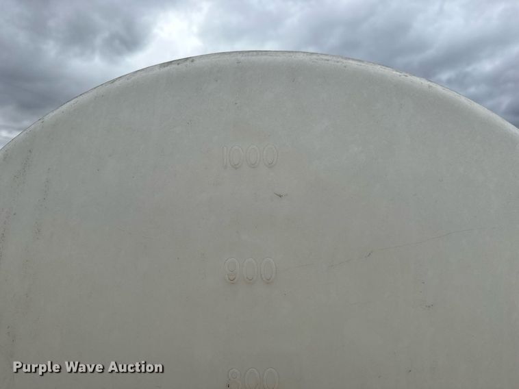 image for item MT9000 Schaben P-265-1010 nurse tank trailer