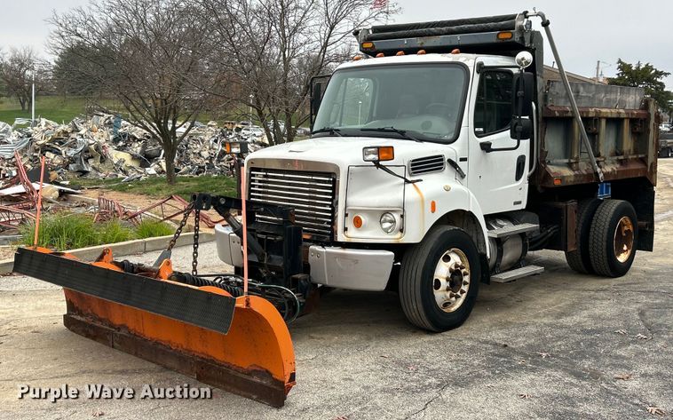 image for item NJ9589 2009 Freightliner Business Class M2  dump truck