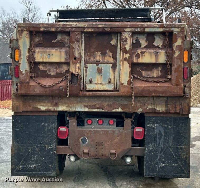 image for item NJ9589 2009 Freightliner Business Class M2  dump truck