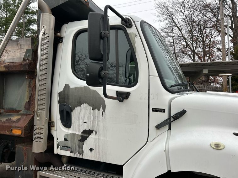 image for item NJ9589 2009 Freightliner Business Class M2  dump truck