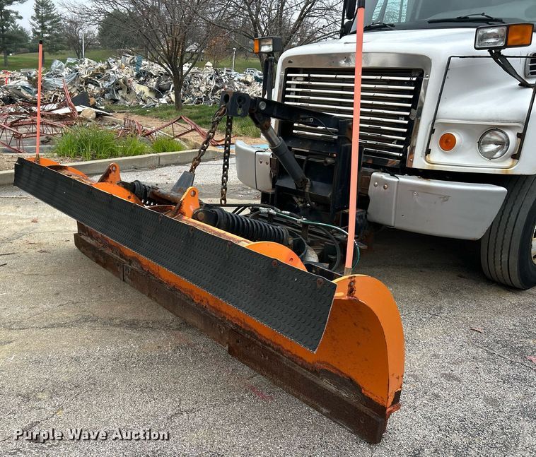 image for item NJ9589 2009 Freightliner Business Class M2  dump truck