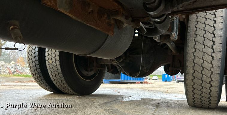 image for item NJ9589 2009 Freightliner Business Class M2  dump truck