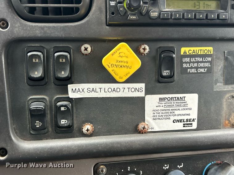 image for item NJ9589 2009 Freightliner Business Class M2  dump truck