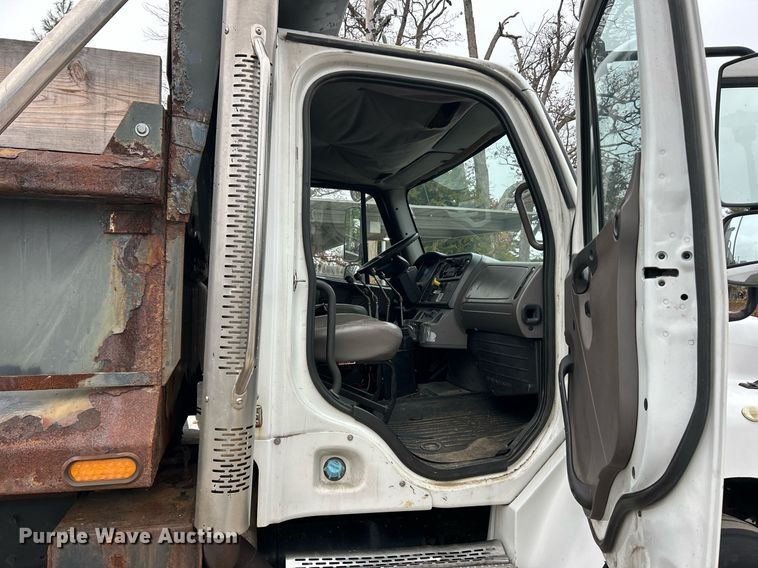 image for item NJ9589 2009 Freightliner Business Class M2  dump truck