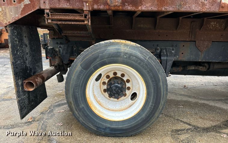 image for item NJ9589 2009 Freightliner Business Class M2  dump truck